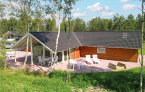 Amazing Home In Væggerløse With Sauna